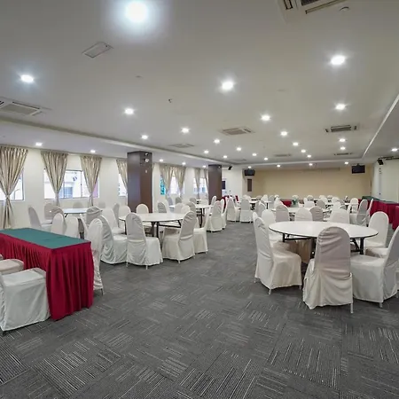Oyo 89531 Villa Hotel-3